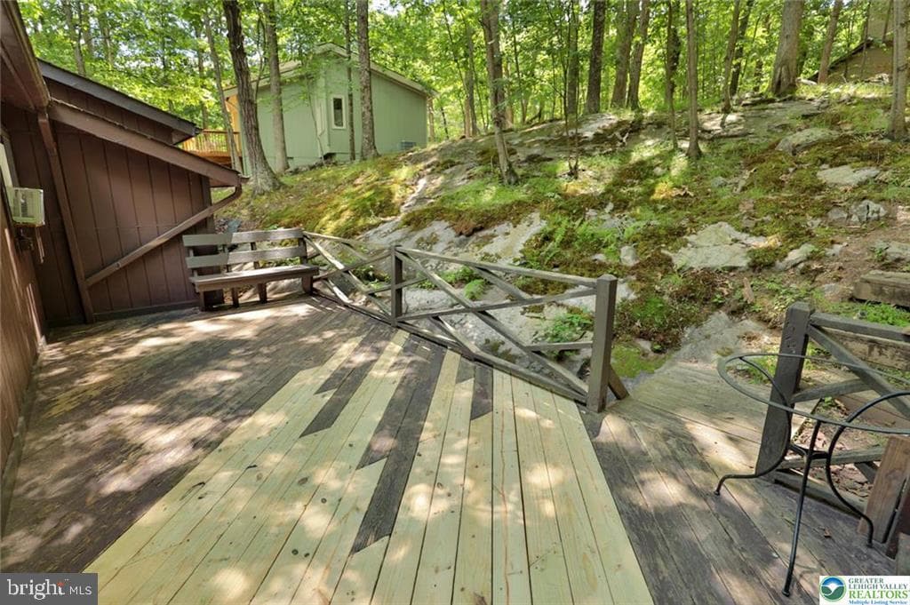 2114 Lansdale Drive photo 21