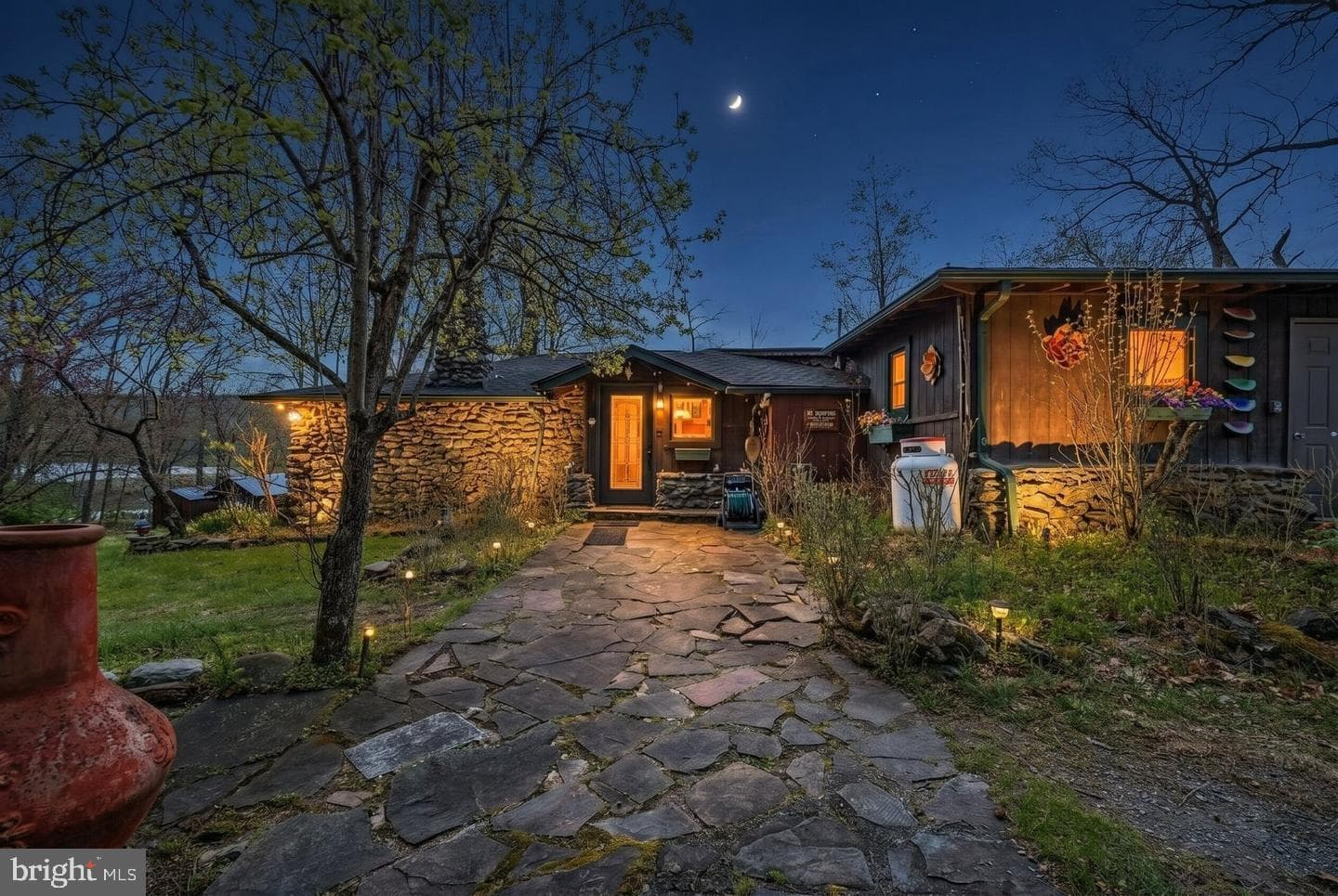 248 Fenical Ln photo 3