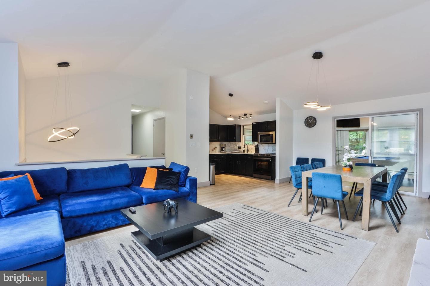 271 N Shore Drive photo 16