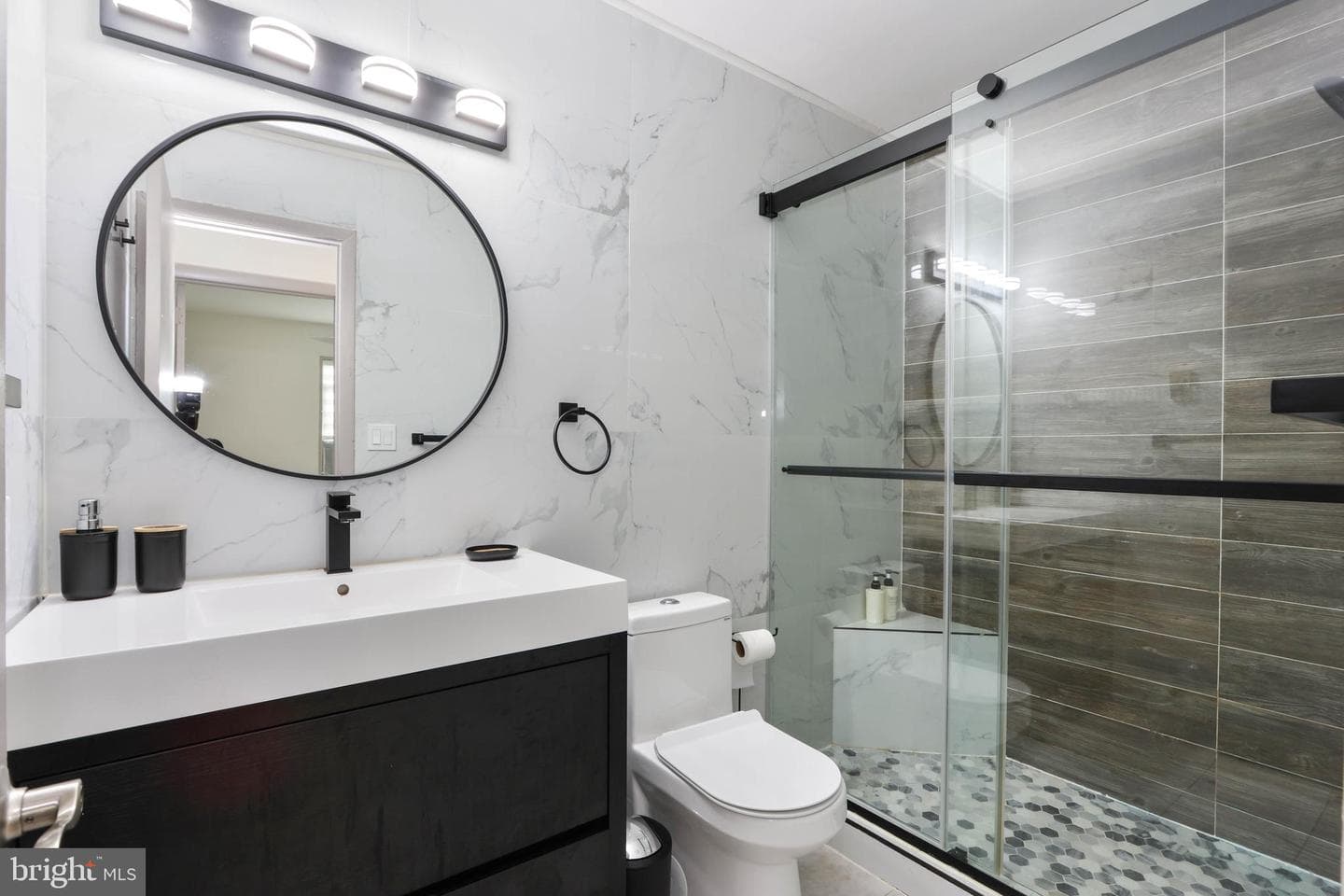 271 N Shore Drive photo 26