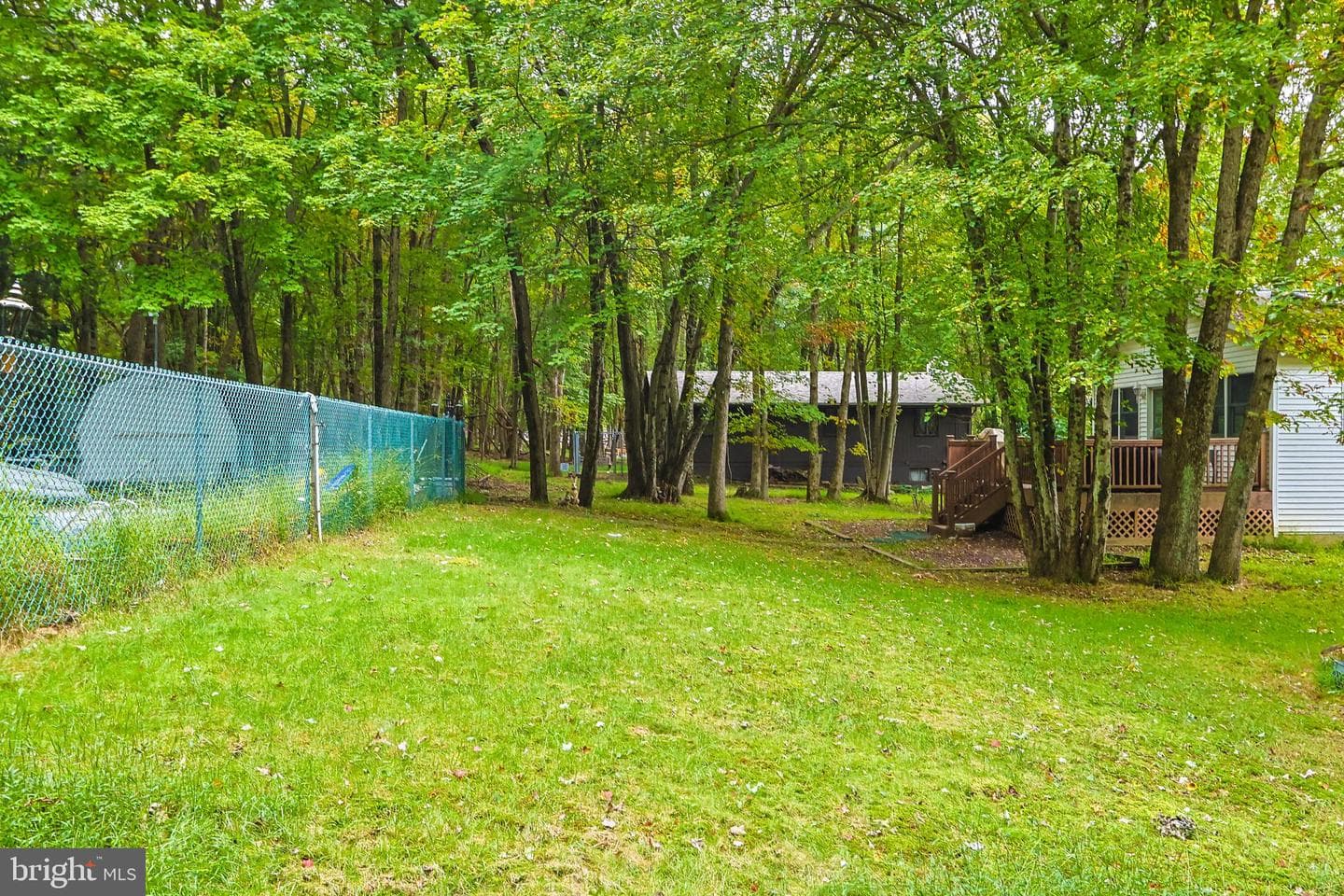 271 N Shore Drive photo 3