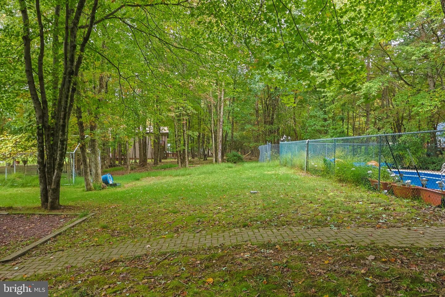 271 N Shore Drive photo 38