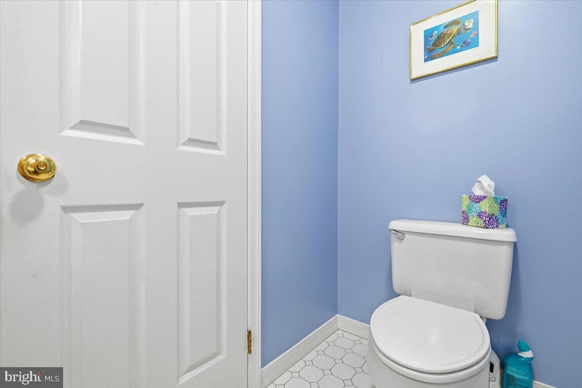 875 Greenview Drive photo 29