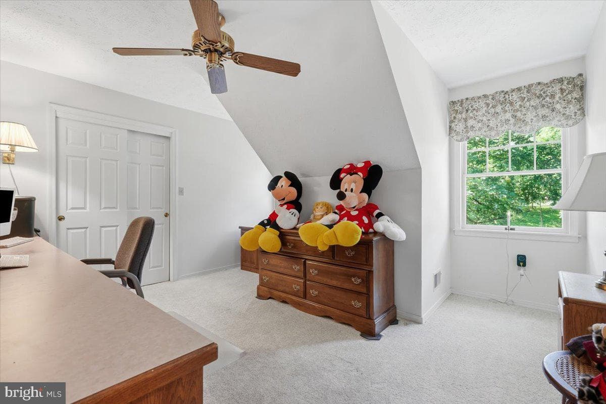 875 Greenview Drive photo 40