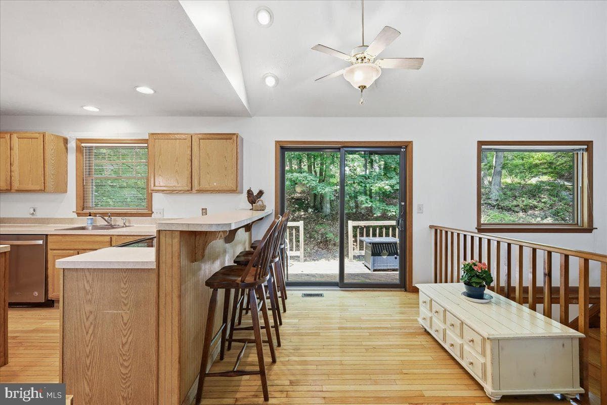 460 Spruce Drive photo 36