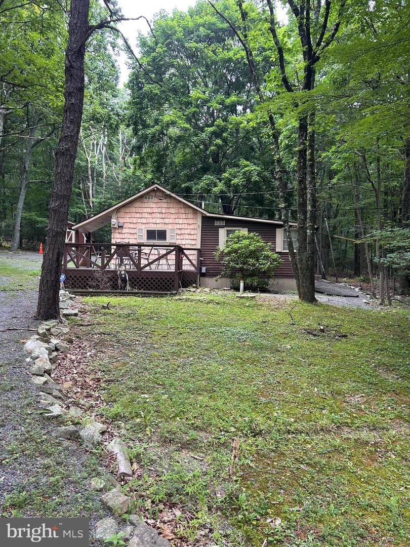 1507 Upper Valley Road photo 1