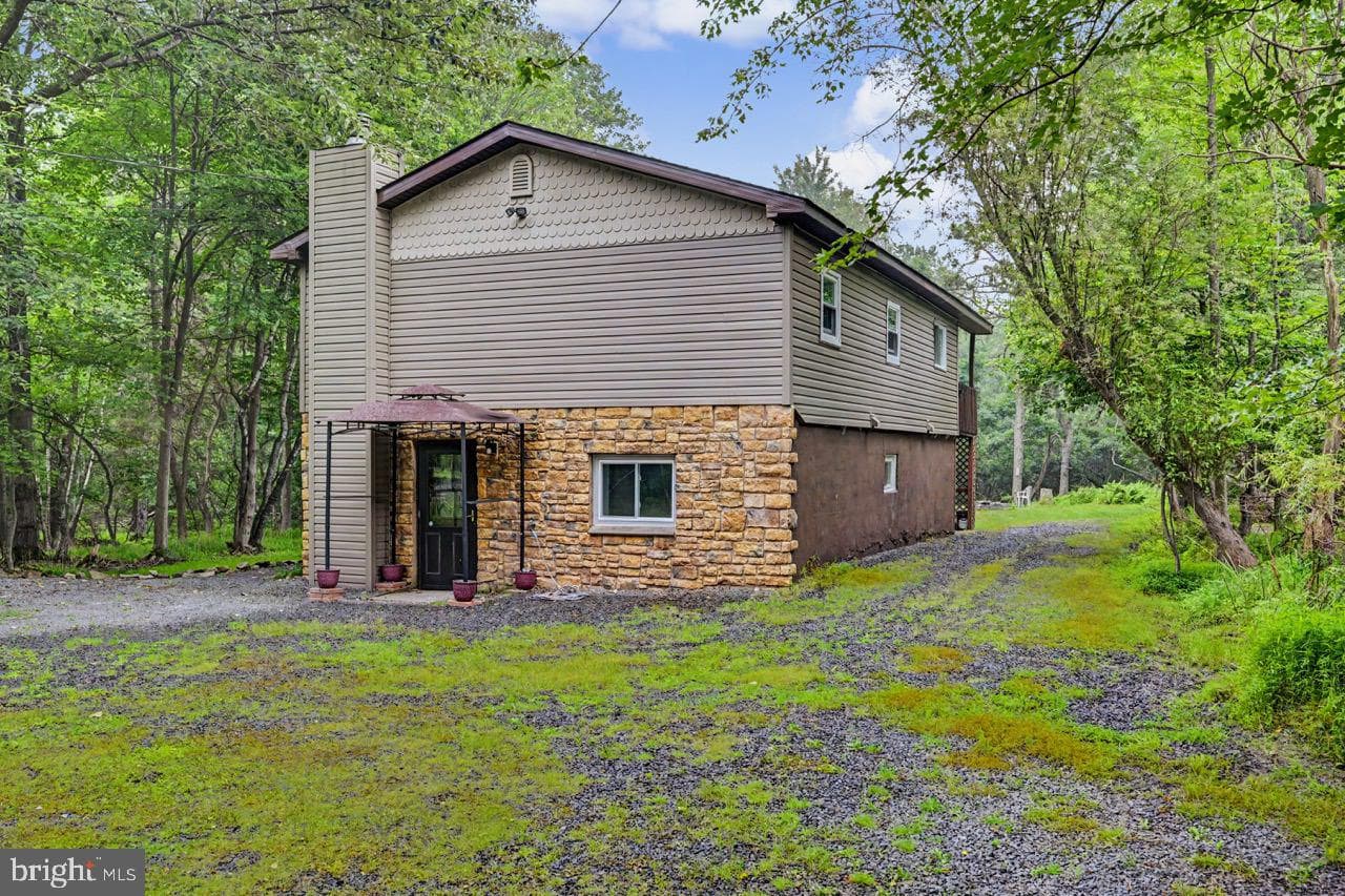 389 Clearview Drive photo 1
