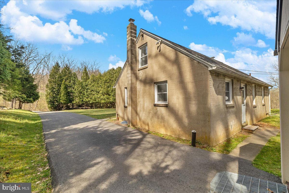 290 Bougher Hill Road photo 12