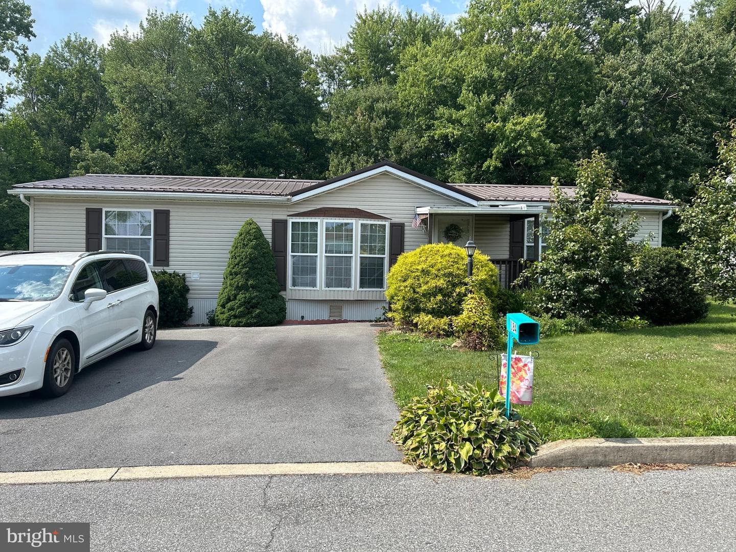 4184 Independence Lane photo 2