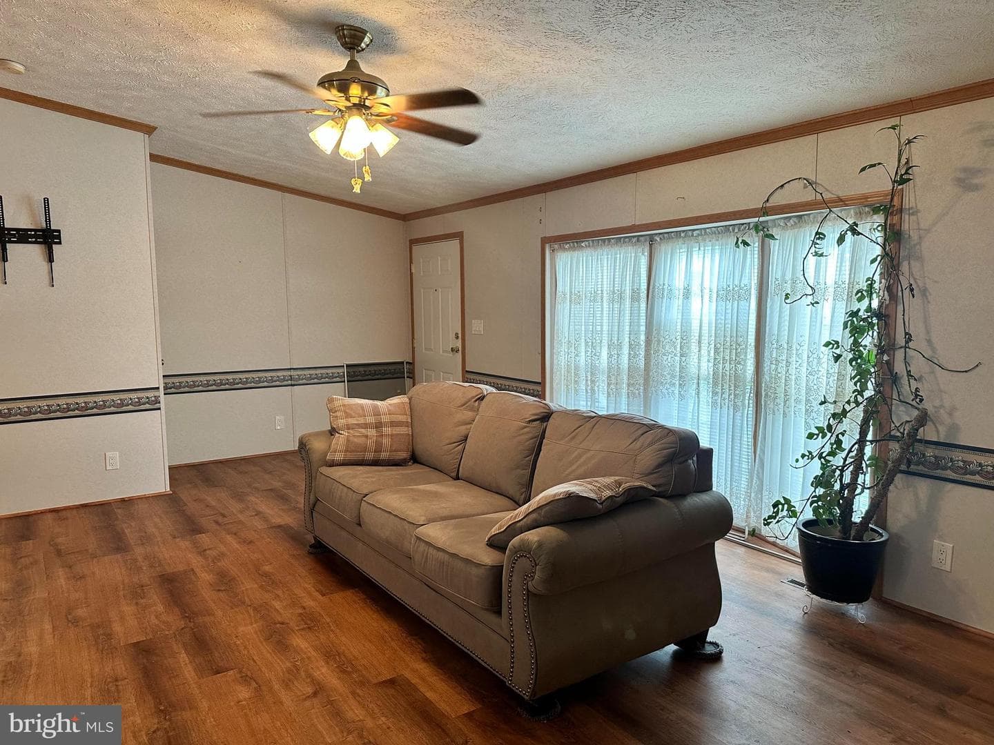 4184 Independence Lane photo 4