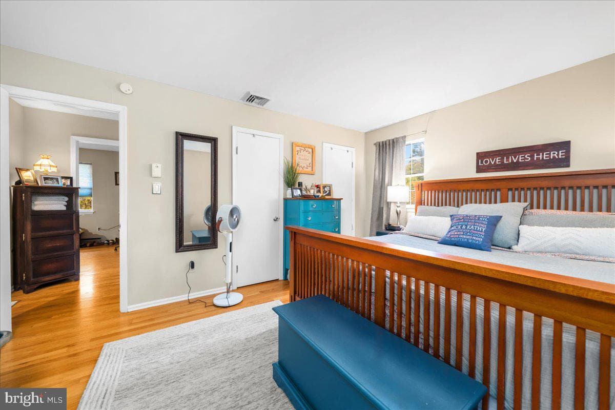 428 Johnston Drive photo 10