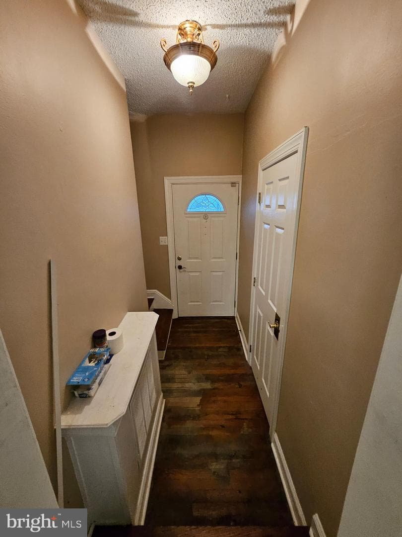 744 Pembroke Road photo 7