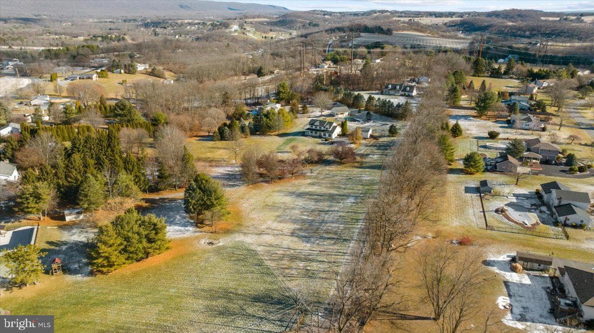840 Blue Mountain Drive photo 10
