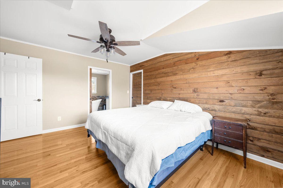 840 Blue Mountain Drive photo 31