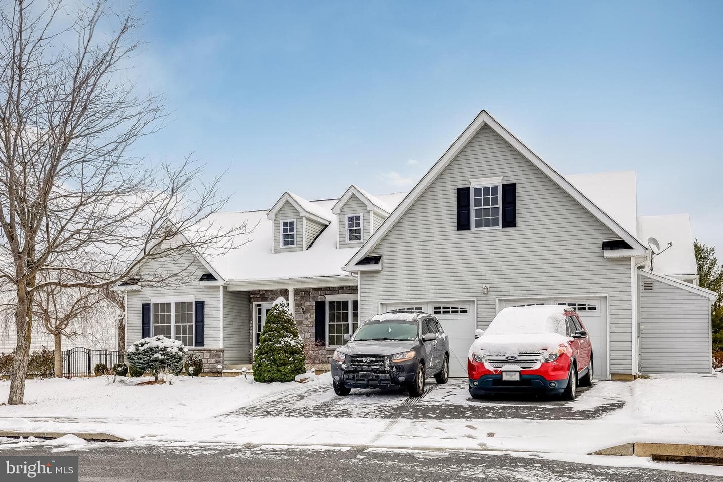 2119 Eagles Landing Drive photo 2