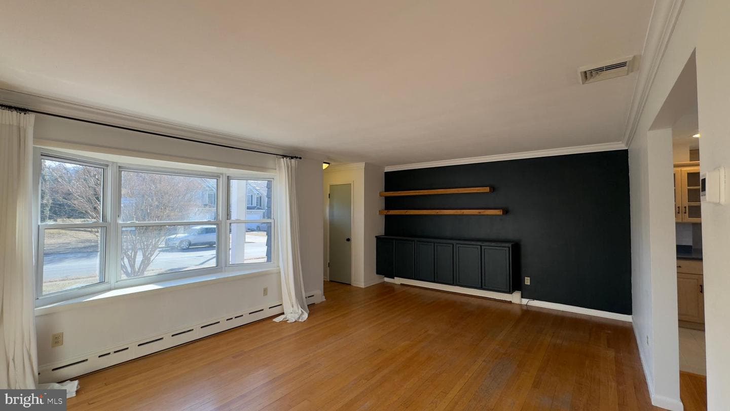 359 W Milton Street photo 8