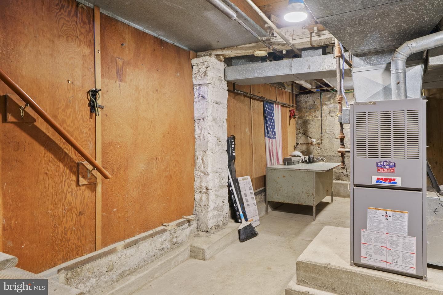303 Green Street photo 38