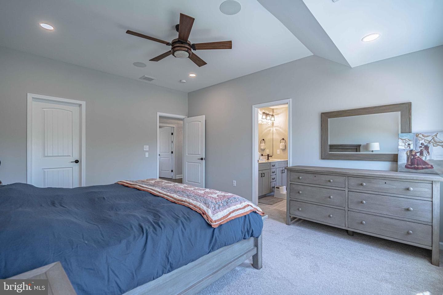232 Cobblestone Lane photo 45