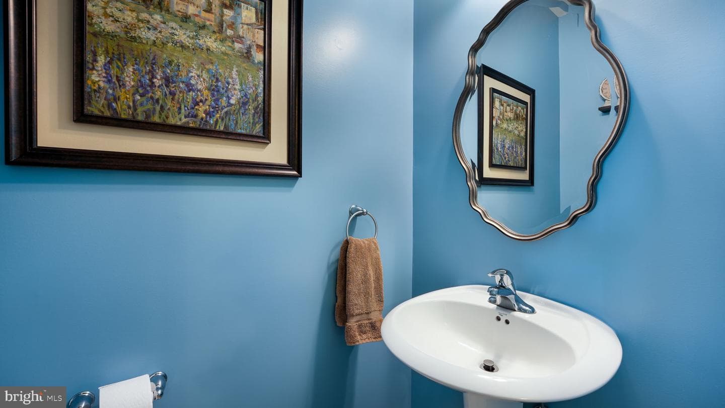1522 Brookstone Place photo 5