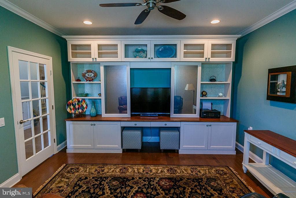 1069 Resolution Drive photo 11