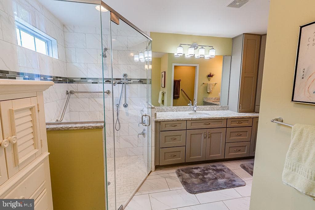 1069 Resolution Drive photo 41