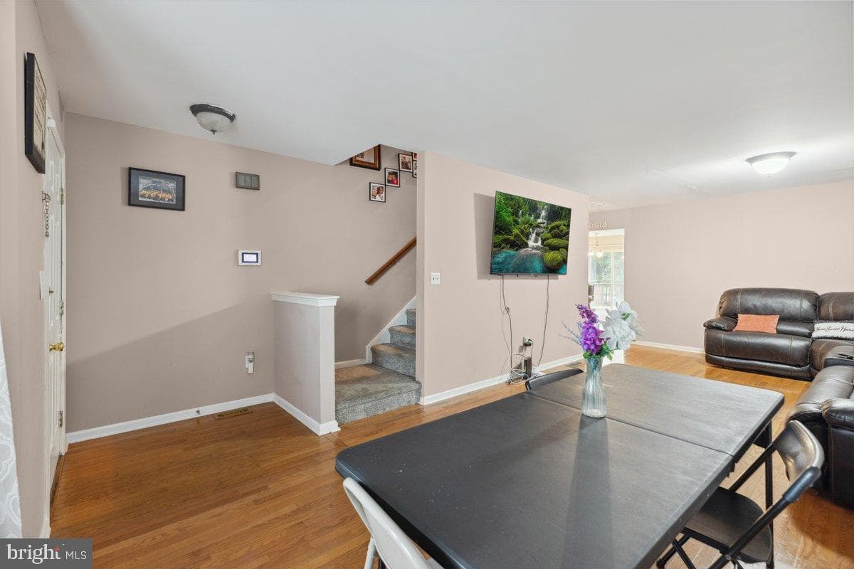 190 Park Ridge Drive photo 4