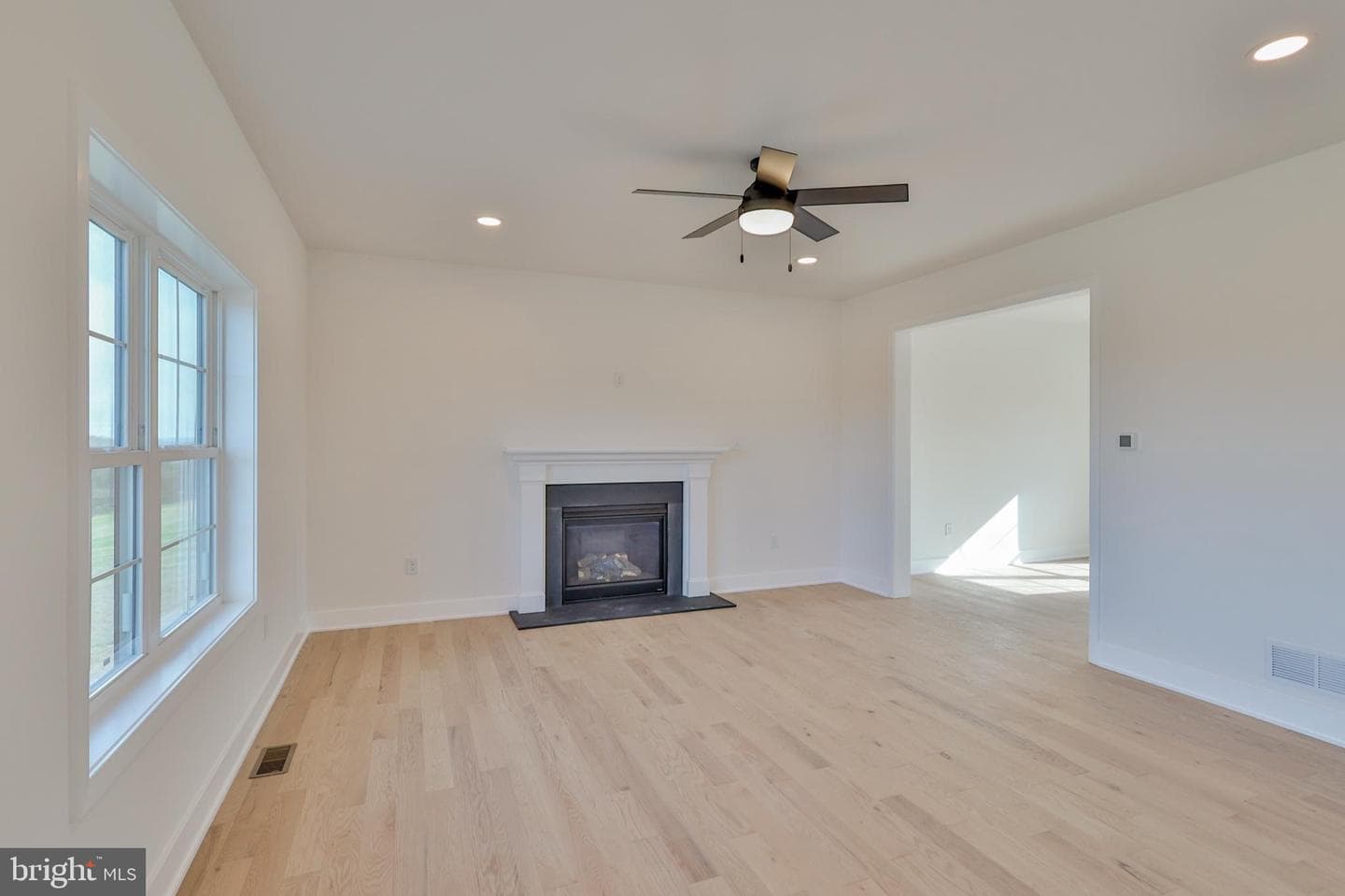 883 Emerald Valley Lane photo 17