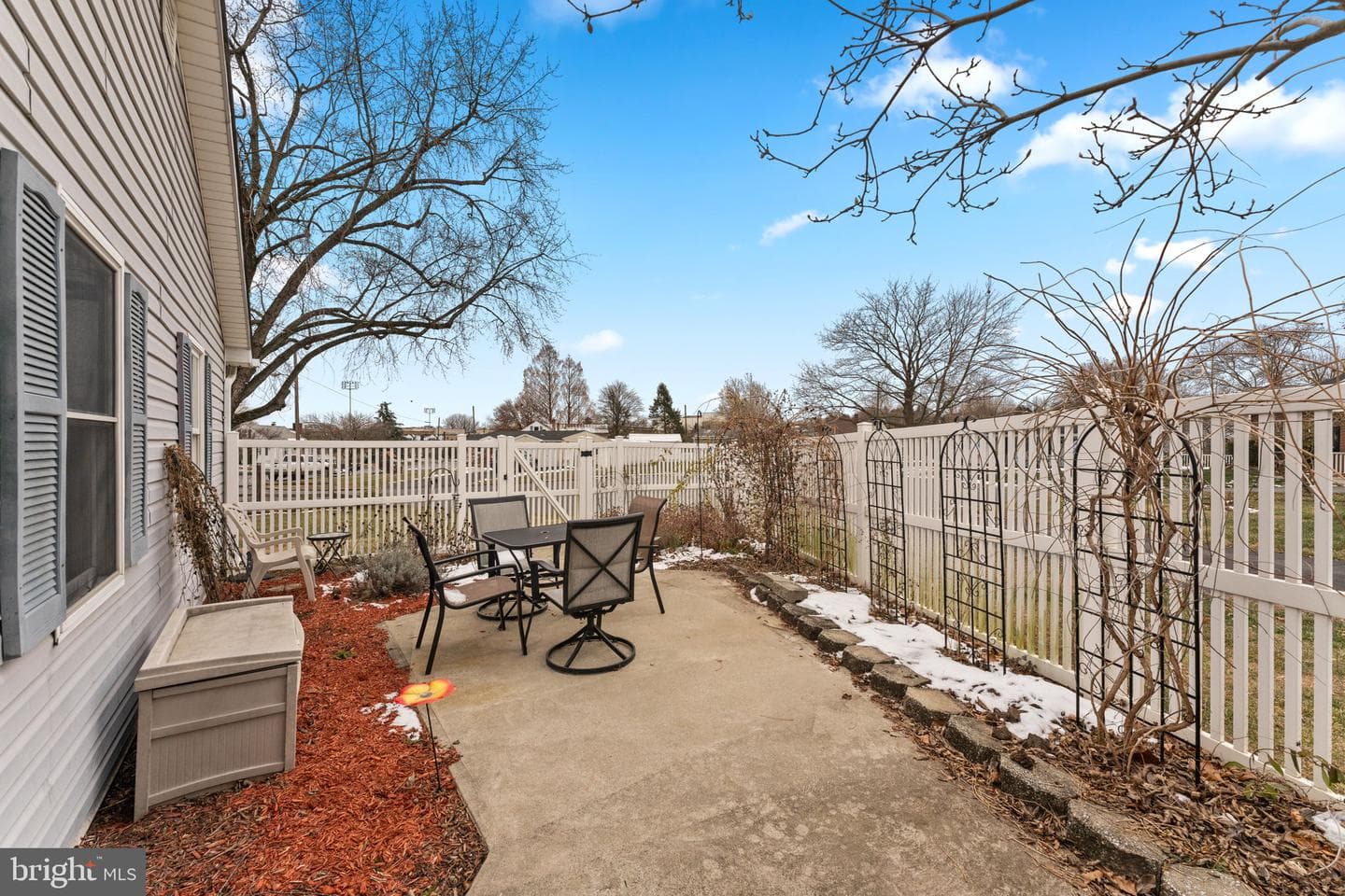 49 Seyfried Avenue photo 23