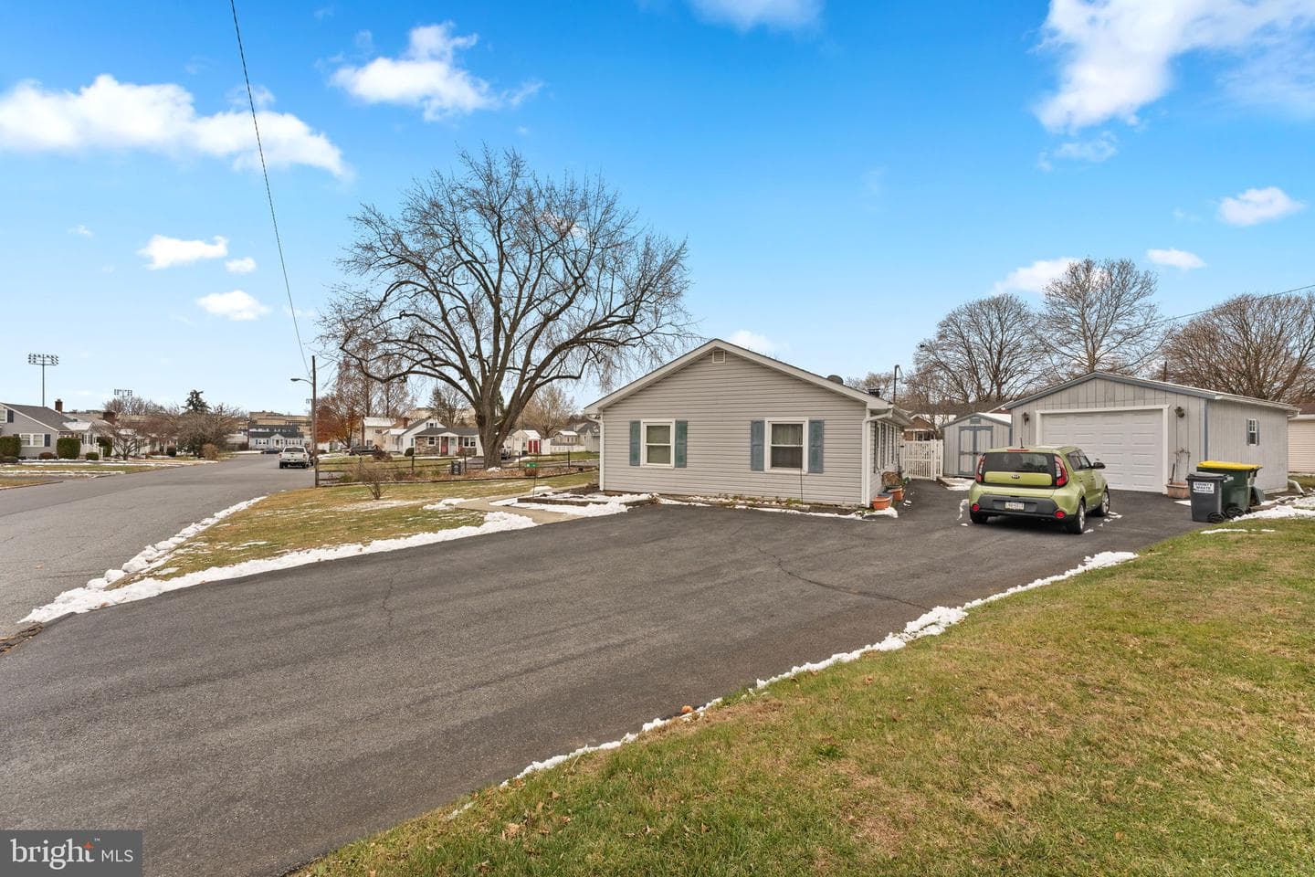 49 Seyfried Avenue photo 25