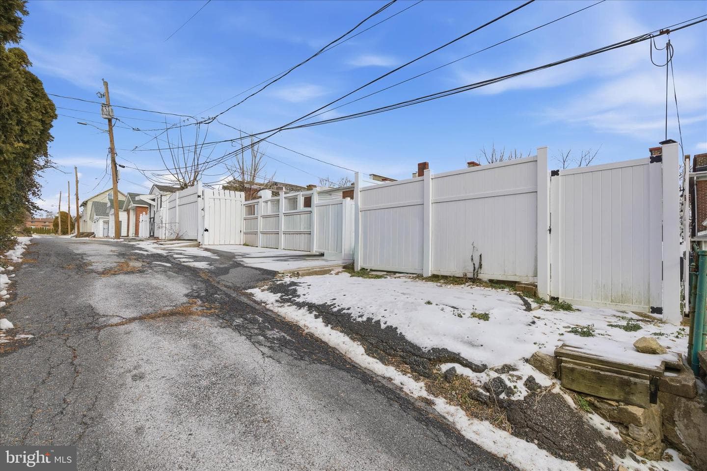 1405 Lorain Avenue photo 27