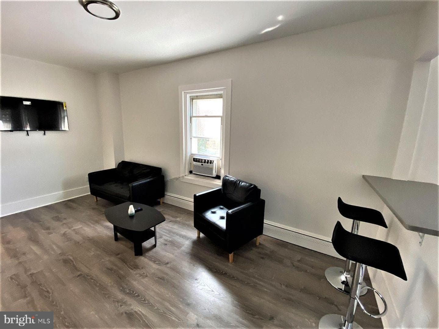 515 Thomas Street photo 31