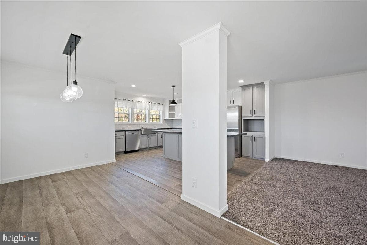 1412 Heytesbury Road photo 8