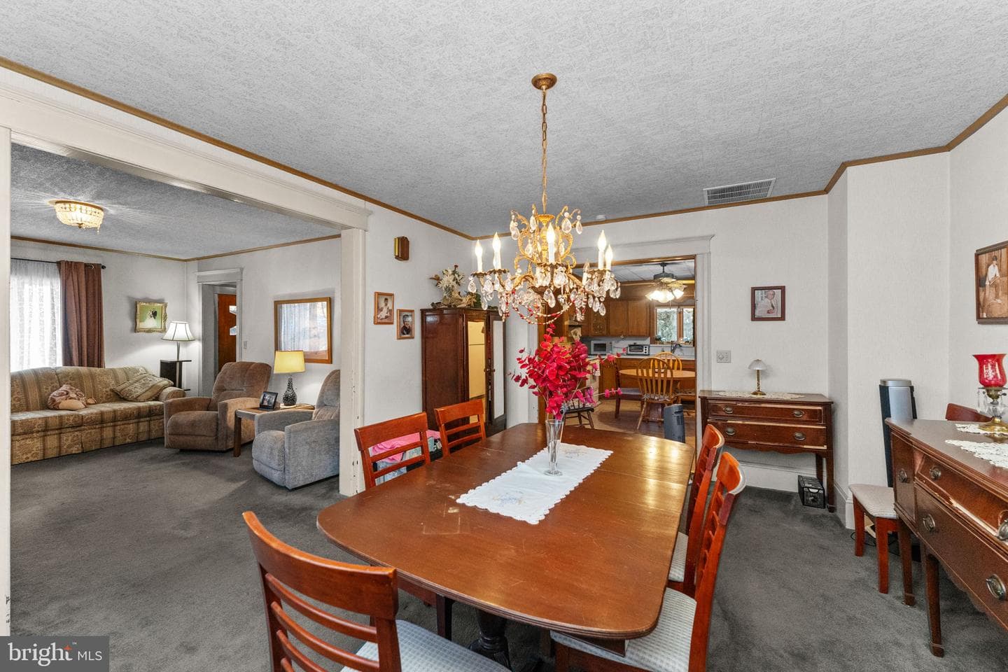 320 Garibaldi Avenue photo 8