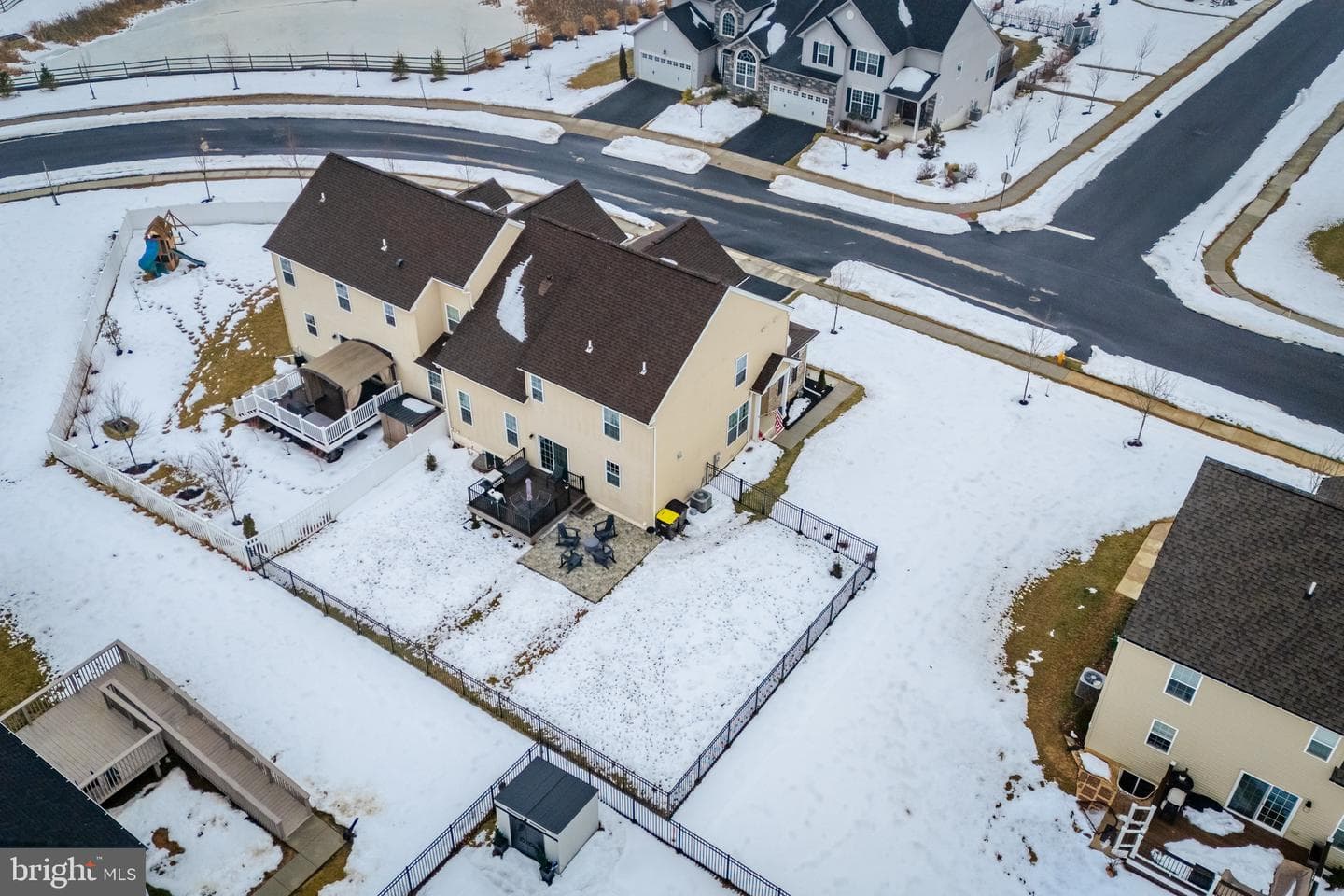 1686 Charley Lane photo 37