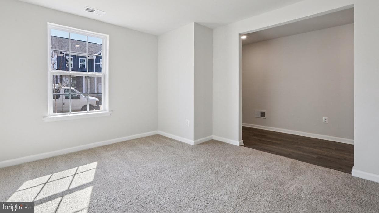114 Winding Road photo 9