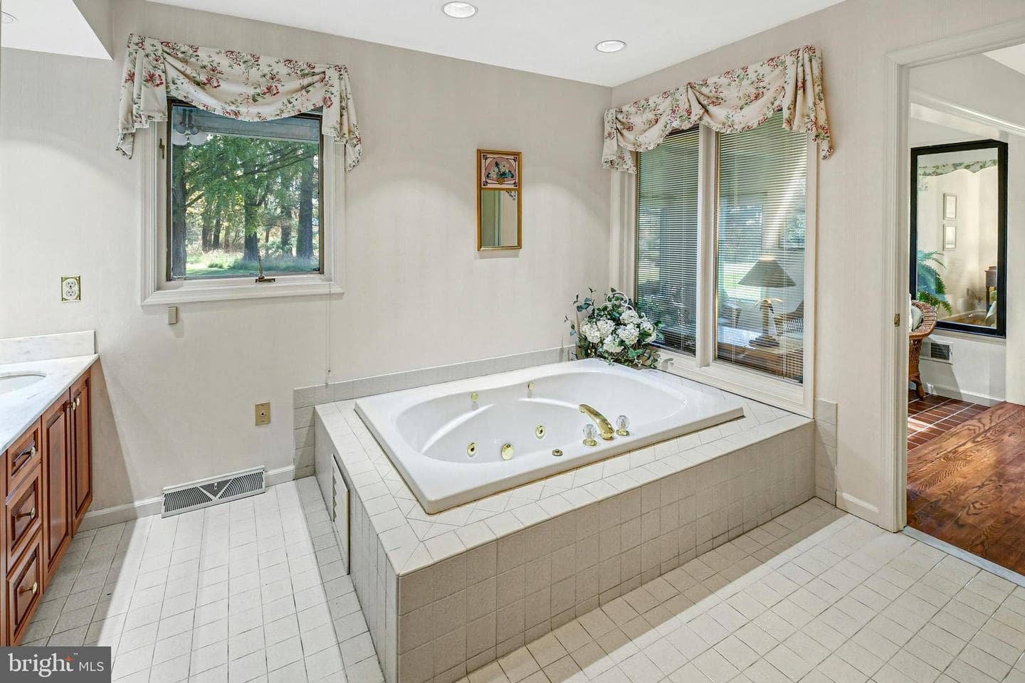 1588 Saucon Valley Road photo 20