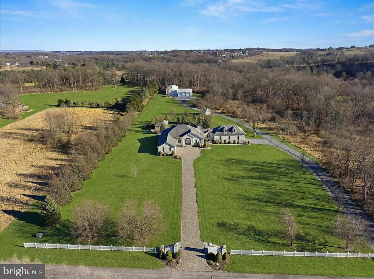 901 Meyer Road photo 2