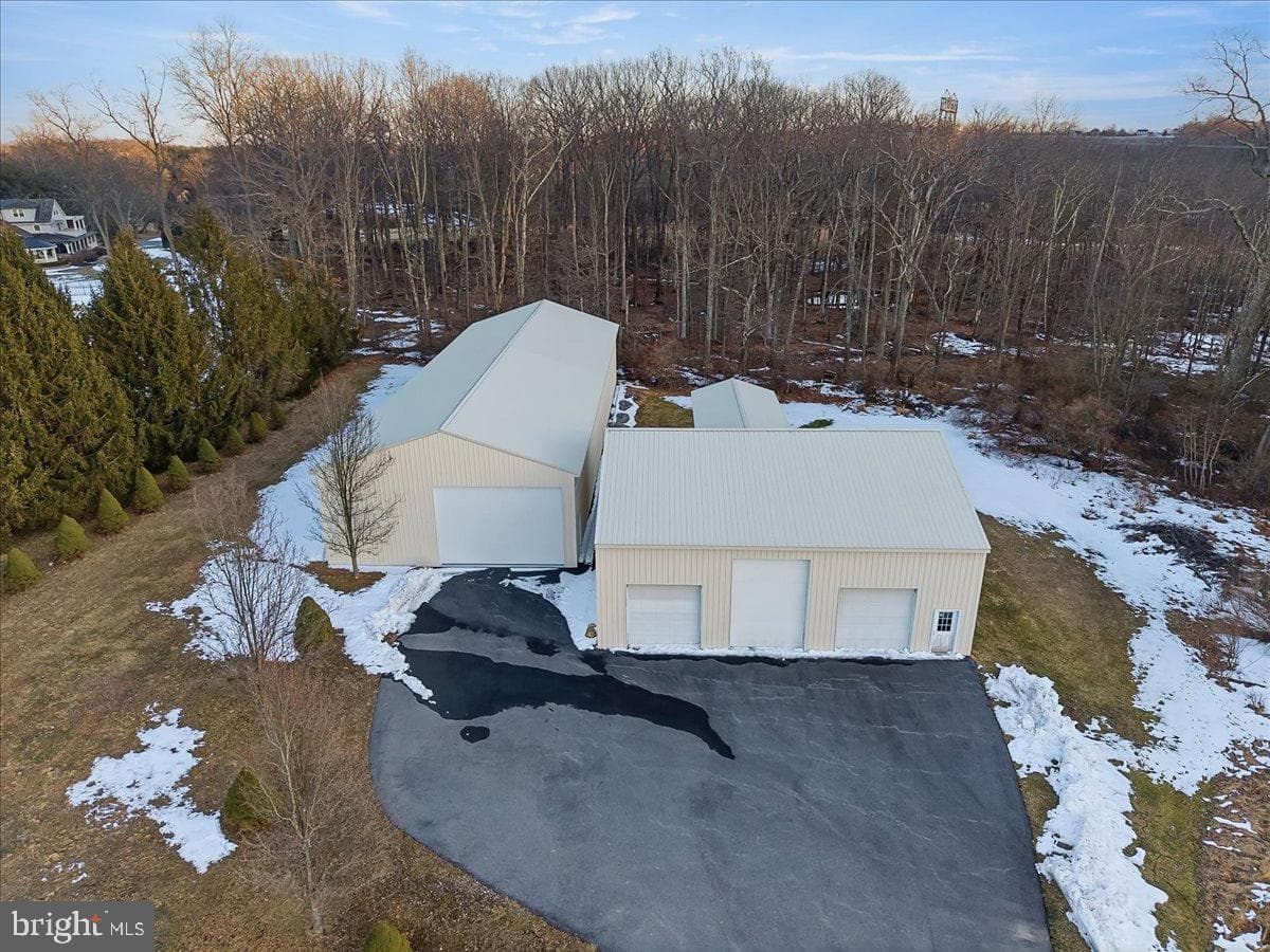 901 Meyer Road photo 53