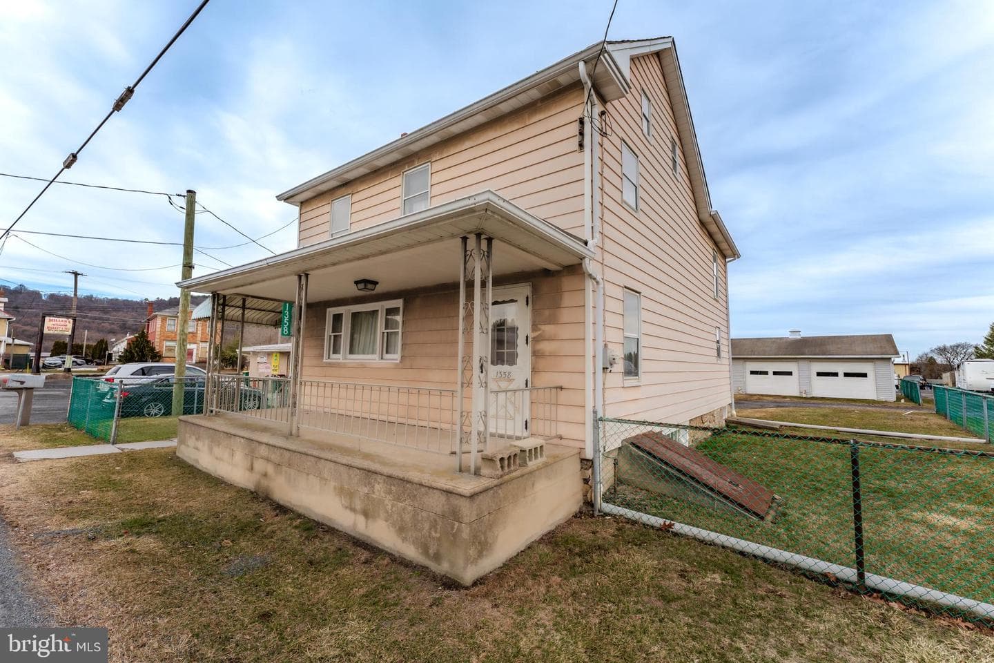 1358 Blue Mountain Drive photo 3