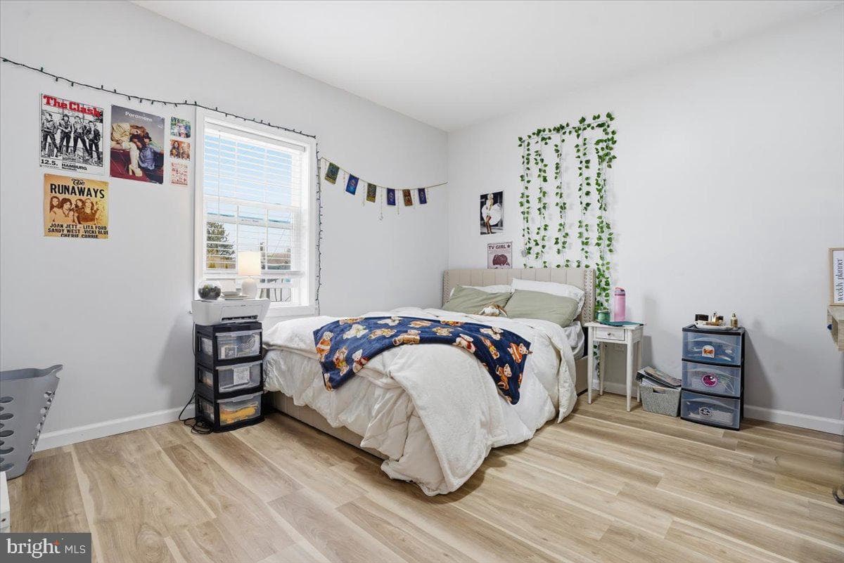 1647 4th Street photo 32