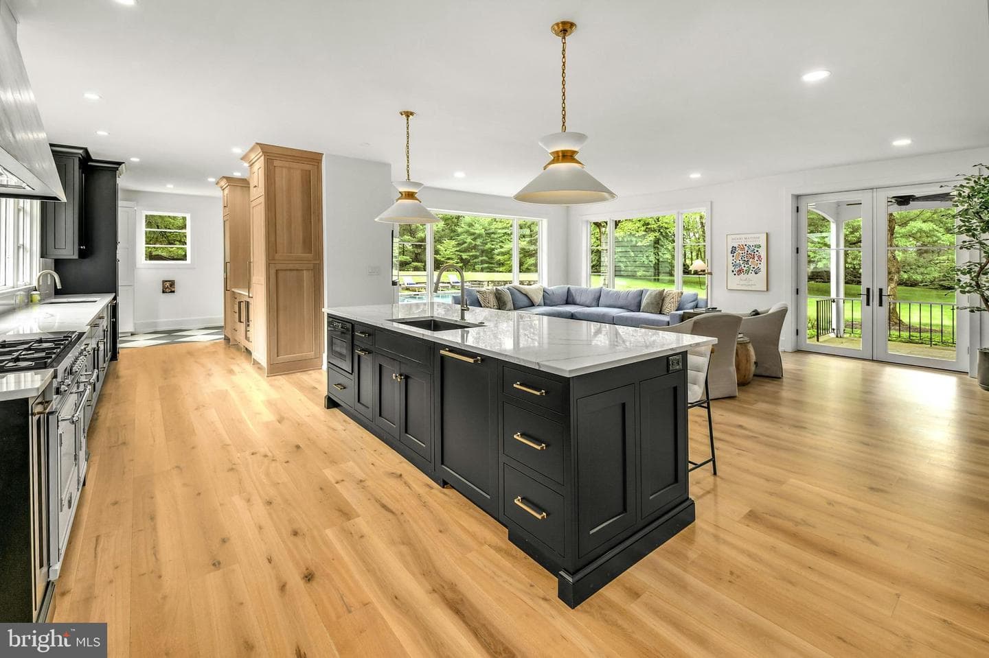 1803 Apple Tree Ln E photo 12