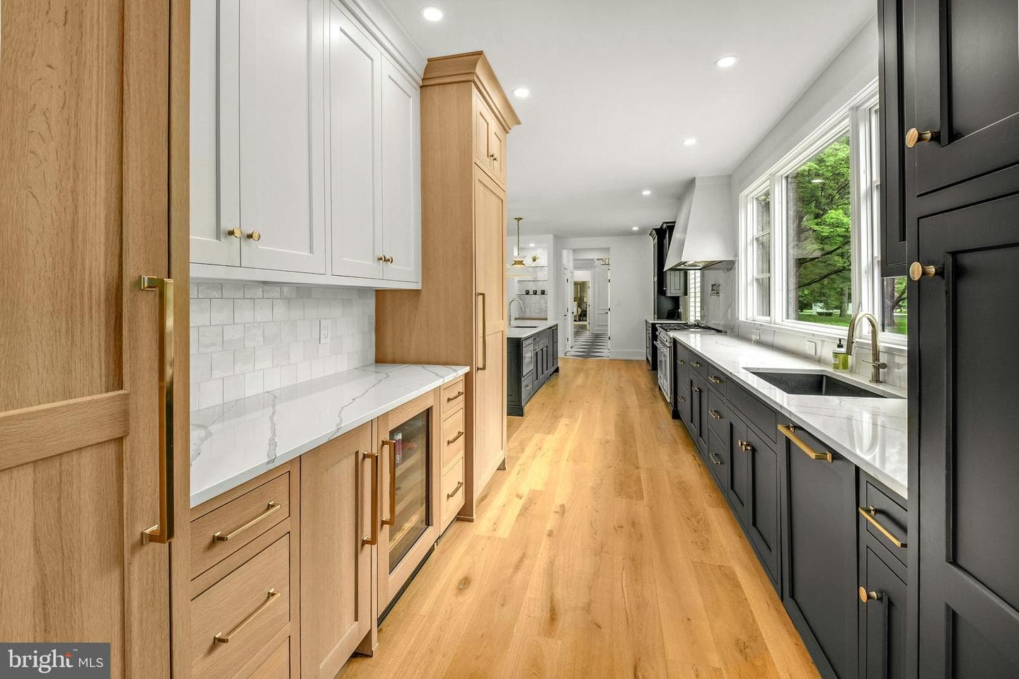 1803 Apple Tree Ln E photo 14