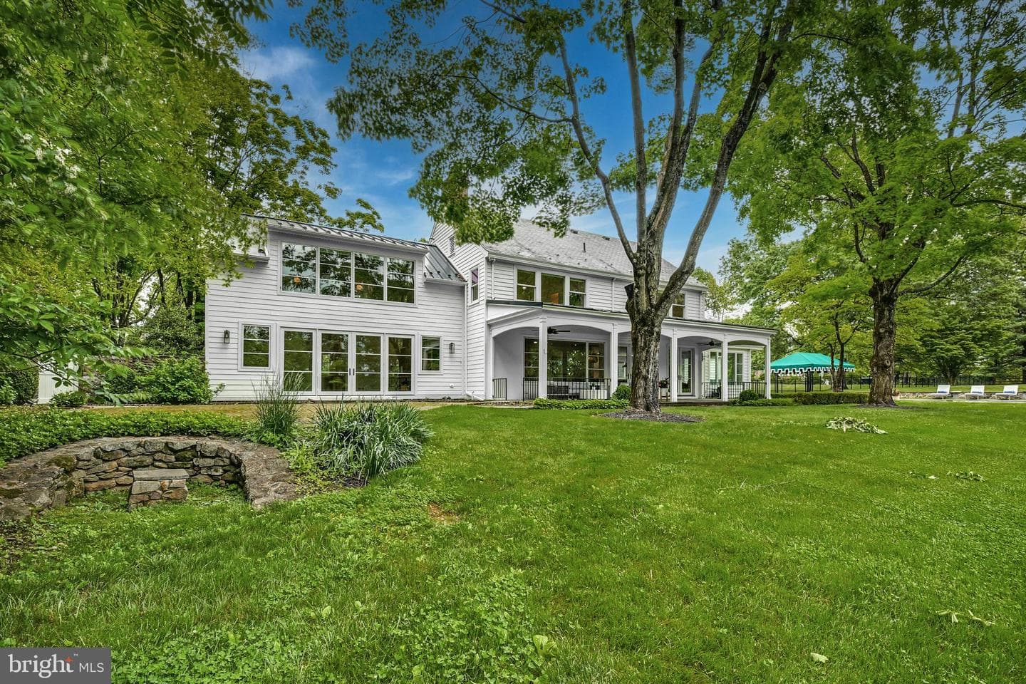 1803 Apple Tree Ln E photo 39