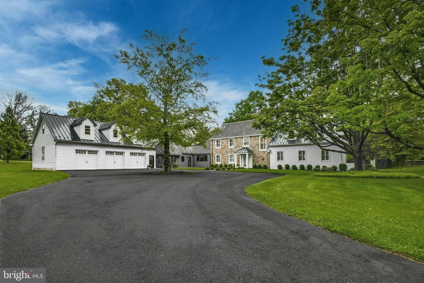 1803 Apple Tree Ln E photo 47