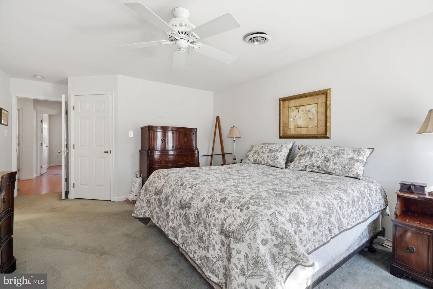 2531 Apple Street photo 27