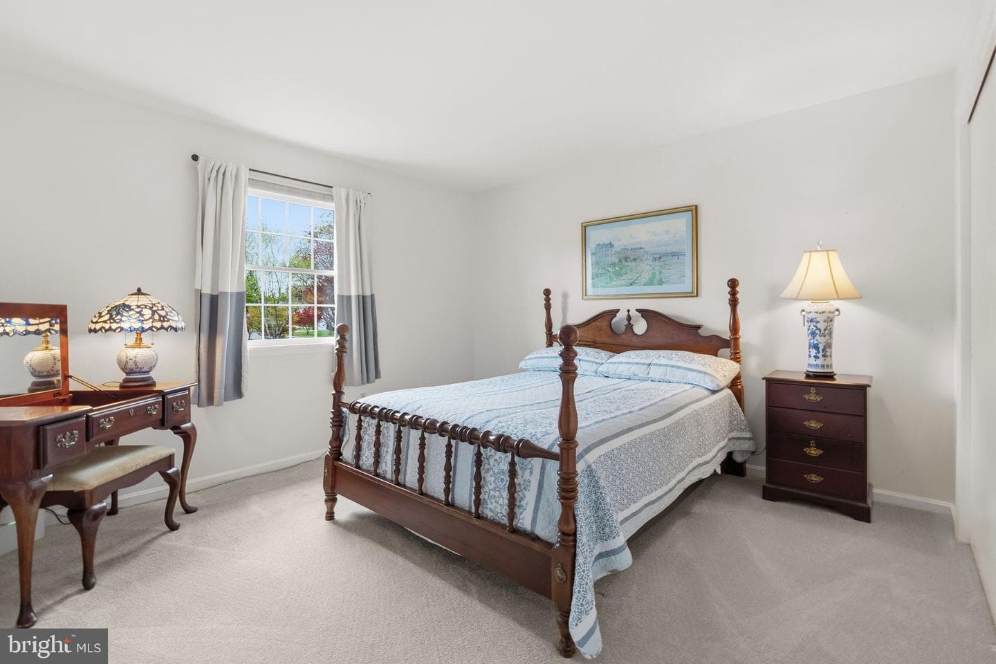 1847 Clarence Drive photo 38