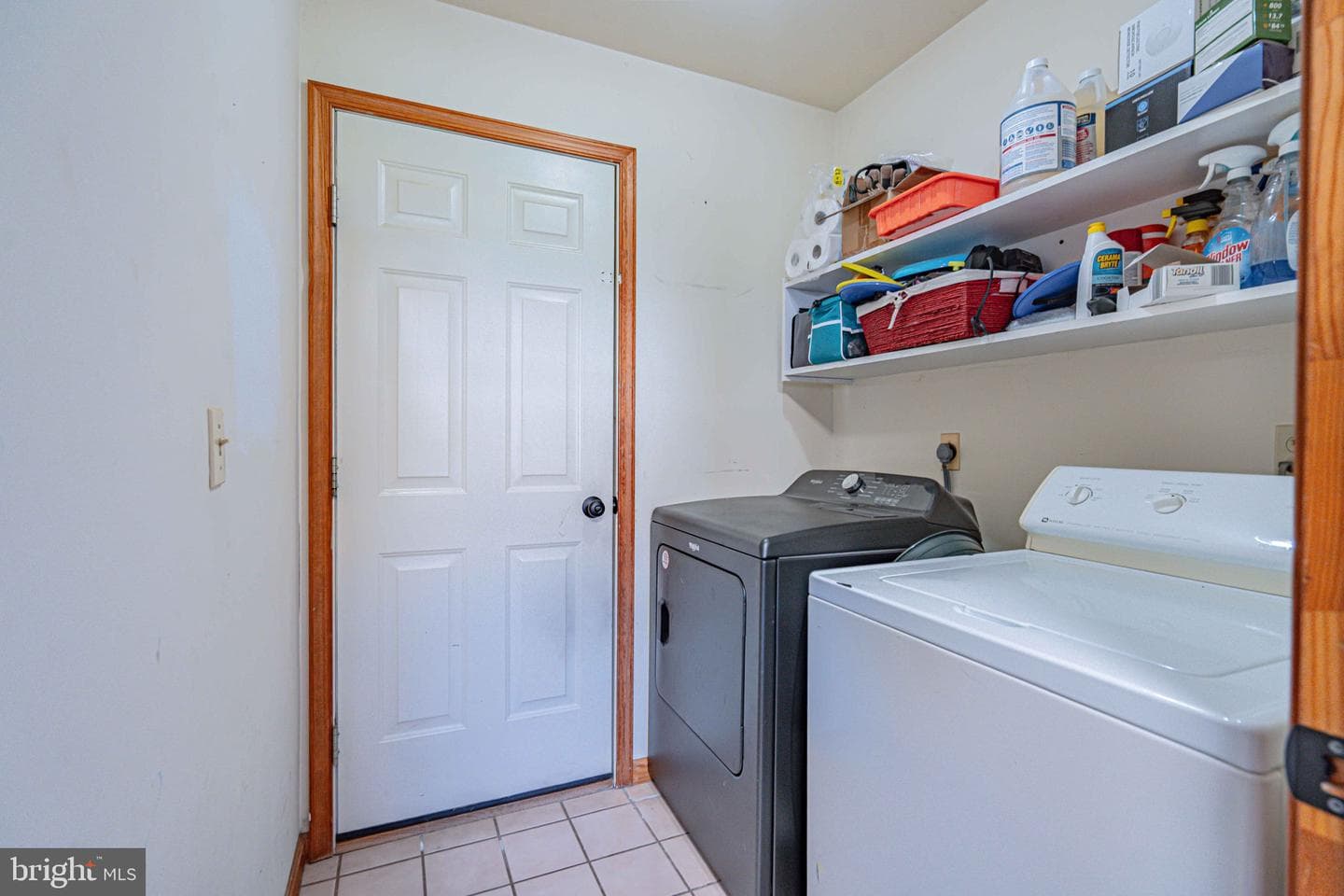 2725 Victoria Lane photo 19