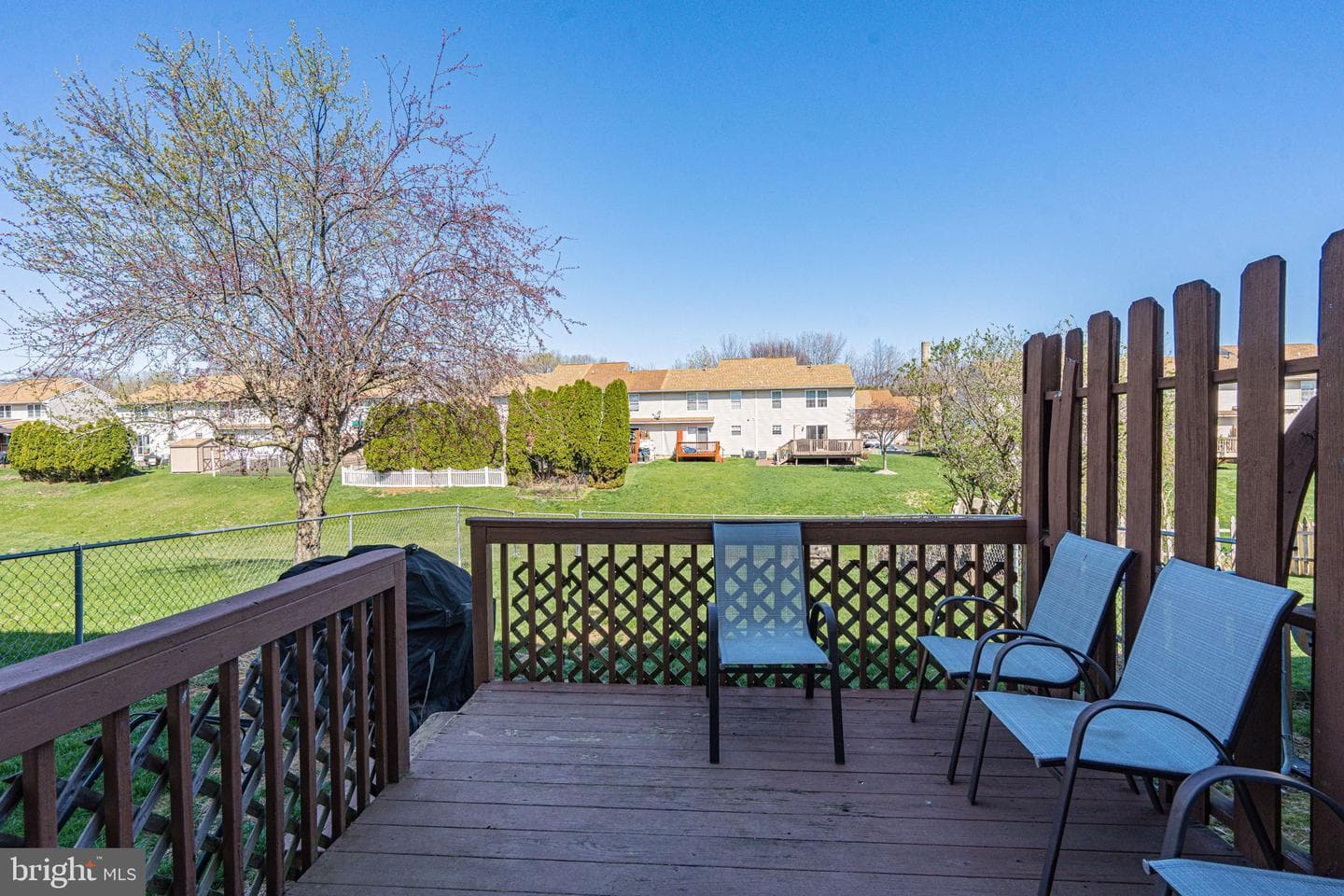 2725 Victoria Lane photo 38