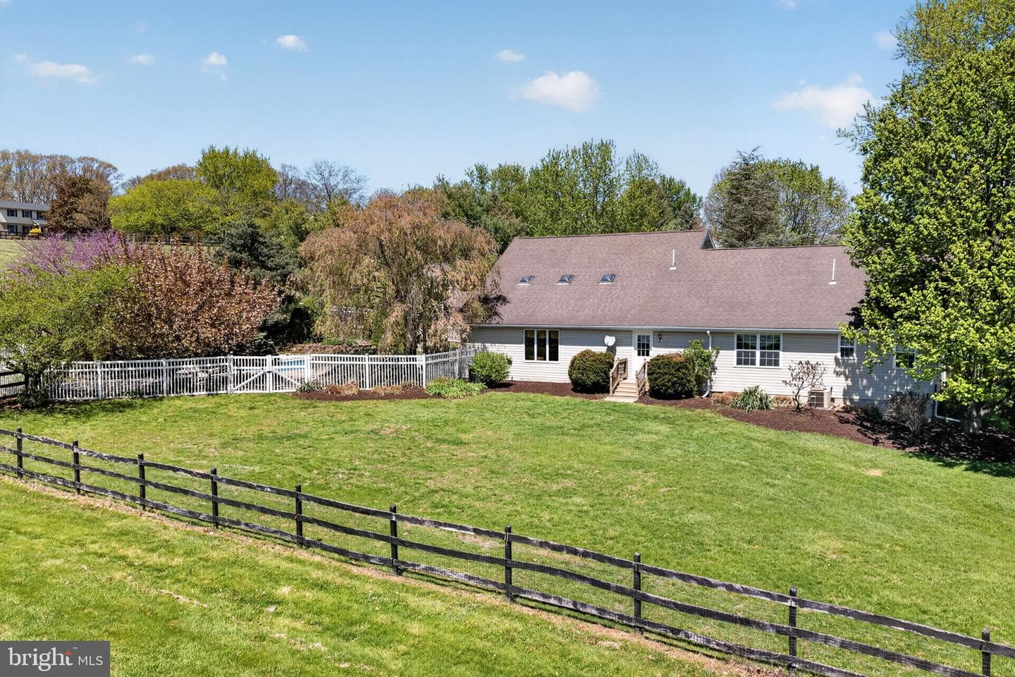 1135 Myrtle Road photo 61