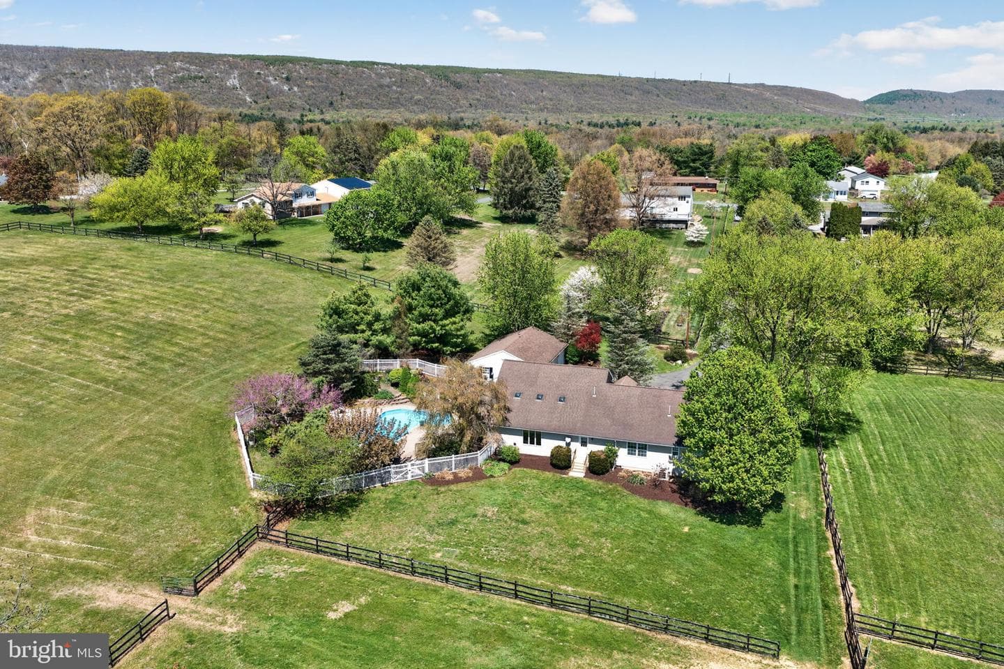 1135 Myrtle Road photo 65